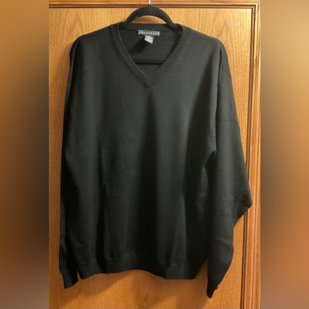 Men’s Consensus Black V-Neck Sweater. 100% Extra Fine Merino Wool.